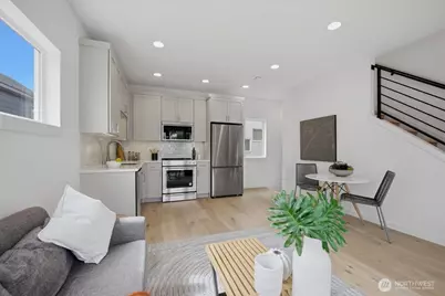 7320 11th Avenue NE, Seattle, WA 98115 - Photo 11