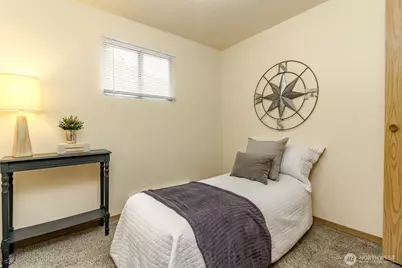 105 S 70th Street, Tacoma, WA 98408 - Photo 13