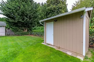105 S 70th St, Tacoma, WA 98408 - Photo 17