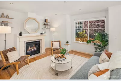 8521 Interlake Avenue N #B, Seattle, WA 98103 - Photo 7