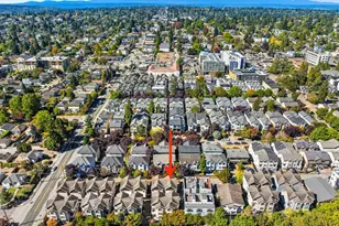 8521 Interlake Ave N, Seattle, WA 98103 - Photo 27