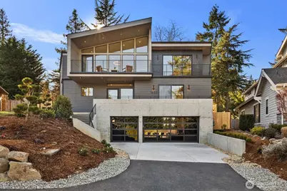1653 105th Avenue SE, Bellevue, WA 98004 - Photo 1