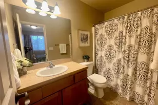 23036 NE 8th St, Sammamish, WA 98074 - Photo 19