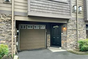 23036 NE 8th St, Sammamish, WA 98074 - Photo 21