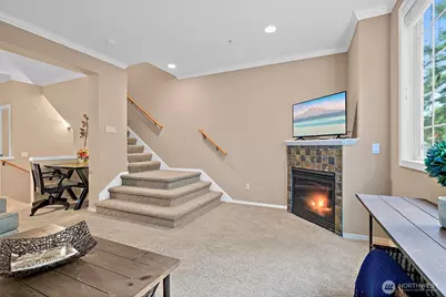 23036 NE 8th Street #D, Sammamish, WA 98074 - Photo 7
