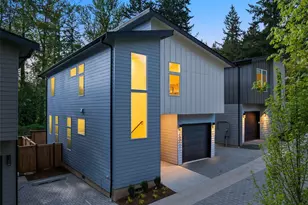 8407 NE 137th St, Kirkland, WA 98034 - Photo 1