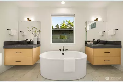 8407 NE 137th Street, Kirkland, WA 98034 - Photo 17