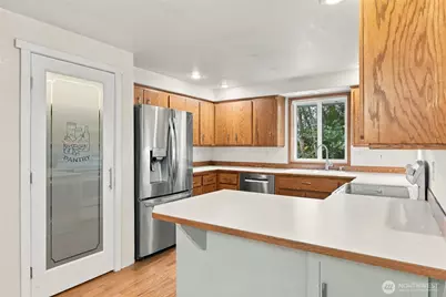 738 Crescent Drive, Camano Island, WA 98282 - Photo 7