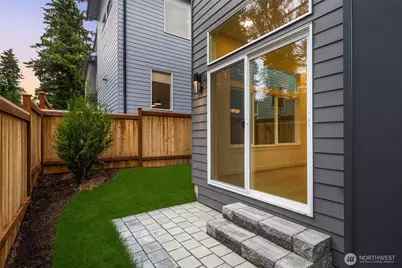 8409 NE 137th Street, Kirkland, WA 98034 - Photo 33