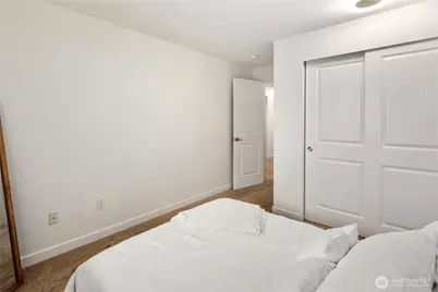 8816 Nesbit Avenue N #302, Seattle, WA 98103 - Photo 15
