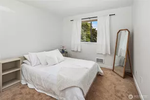 8816 Nesbit Ave N, Seattle, WA 98103 - Photo 13