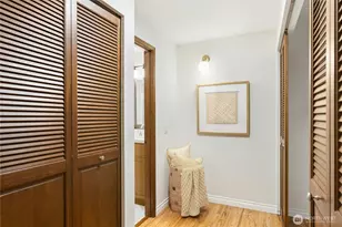 14406 NE 11th Pl, Bellevue, WA 98007 - Photo 19
