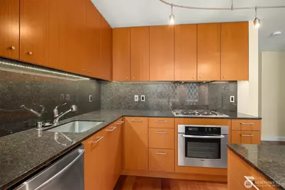 909 5th Avenue #502, Seattle, WA 98164 - Photo 11