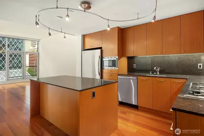 909 5th Avenue #502, Seattle, WA 98164 - Photo 9