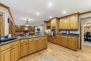 21310 NE 101st Ct, Redmond, WA 98053 - Photo 9