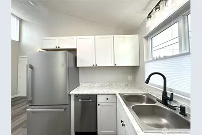 4230 Hoyt Avenue, Everett, WA 98203 - Photo 21