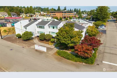 4230 Hoyt Avenue, Everett, WA 98203 - Photo 3