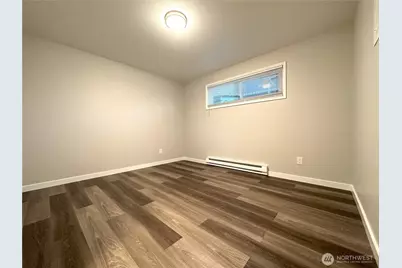 2501 Rucker Avenue, Everett, WA 98201 - Photo 33