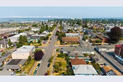 2501 Rucker Avenue, Everett, WA 98201 - Photo 9