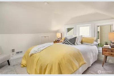 311 N 47th Street, Seattle, WA 98103 - Photo 27