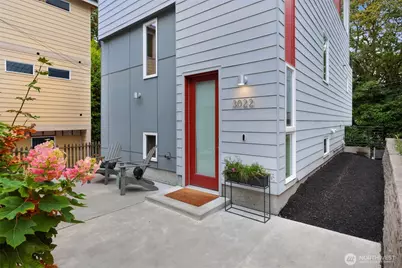 3022 4th Avenue W, Seattle, WA 98119 - Photo 1