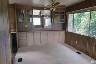 22430 Cedarview Dr E, Bonney Lake, WA 98391 - Photo 5