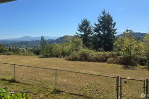 22430 Cedarview Dr E, Bonney Lake, WA 98391 - Photo 17
