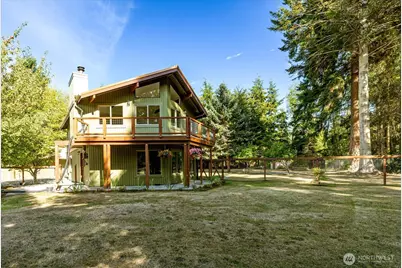 813 Hazzle Court, Coupeville, WA 98239 - Photo 1
