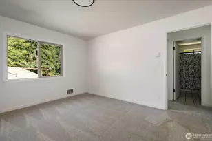 813 Hazzle Ct, Coupeville, WA 98239 - Photo 19