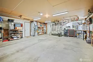 1112 N 38th St, Renton, WA 98056 - Photo 25