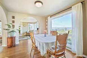 1112 N 38th St, Renton, WA 98056 - Photo 9