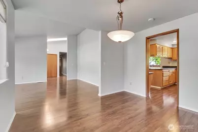 2928 209th Place SW, Lynnwood, WA 98036 - Photo 7