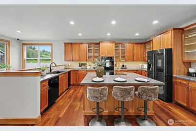 1920 12th Avenue SE, Puyallup, WA 98372 - Photo 13