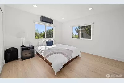 22518 Cedarview Drive E, Bonney Lake, WA 98391 - Photo 23