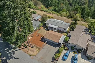 22518 Cedarview Dr E, Bonney Lake, WA 98391 - Photo 29