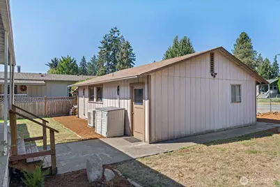 22518 Cedarview Drive E, Bonney Lake, WA 98391 - Photo 5