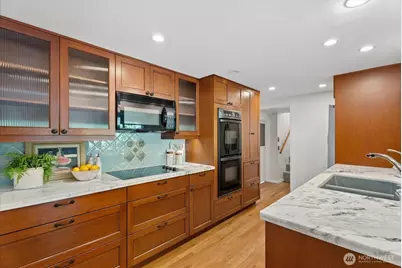 12116 Shorewood Drive SW, Burien, WA 98146 - Photo 13
