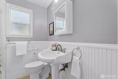 12116 Shorewood Drive SW, Burien, WA 98146 - Photo 23