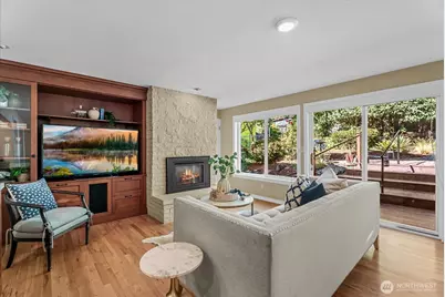 12116 Shorewood Drive SW, Burien, WA 98146 - Photo 9