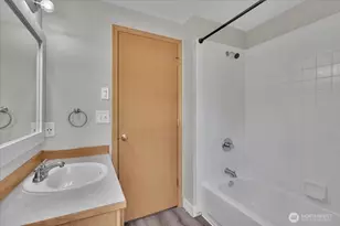 814 291st St E, Roy, WA 98580 - Photo 27