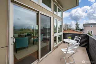 8218 2nd Ave NE, Seattle, WA 98115 - Photo 5