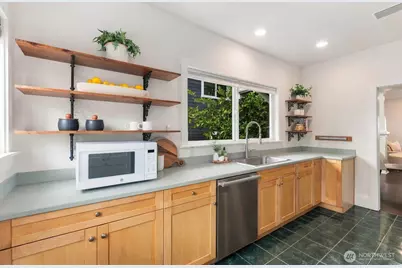 3005 E Union Street, Seattle, WA 98122 - Photo 11