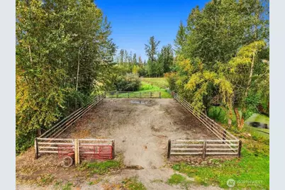 22724 64th Street E, Buckley, WA 98321 - Photo 37