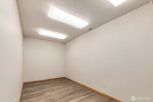 22724 64th St E, Buckley, WA 98321 - Photo 23