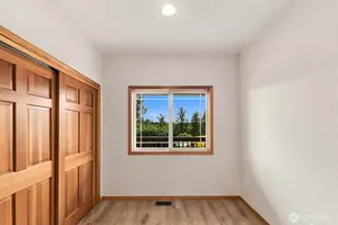 22724 64th St E, Buckley, WA 98321 - Photo 15