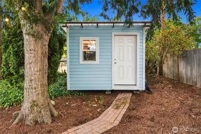 730 N 100th Street, Seattle, WA 98133 - Photo 31