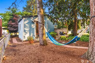 730 N 100th St, Seattle, WA 98133 - Photo 25