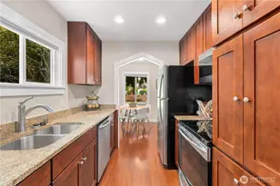 730 N 100th St, Seattle, WA 98133 - Photo 19