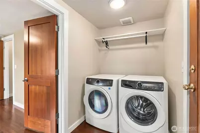 730 N 100th Street, Seattle, WA 98133 - Photo 21