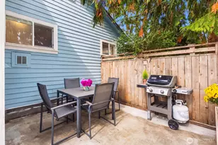 730 N 100th St, Seattle, WA 98133 - Photo 23